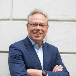 Tad Ostrowski
